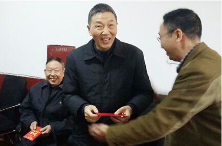 感恩老人，從我做起，從身邊做起！